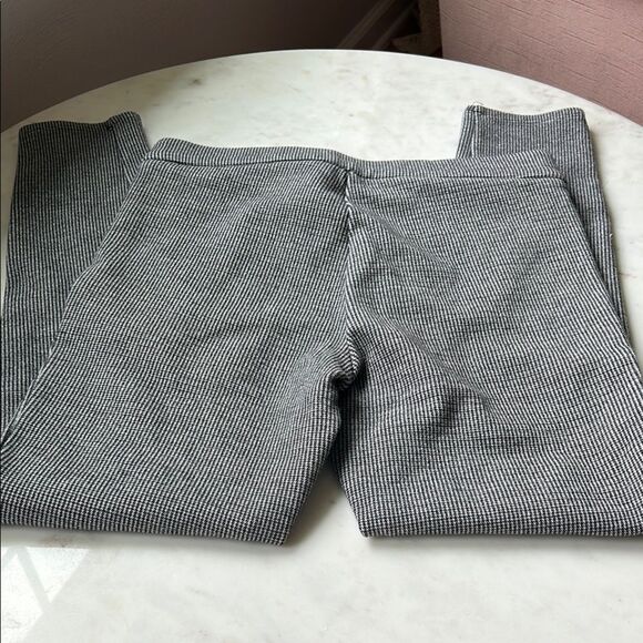 Ann Taylor Gray Skinny Pants with Tailored Fit SMALL - Picture 2 of 5